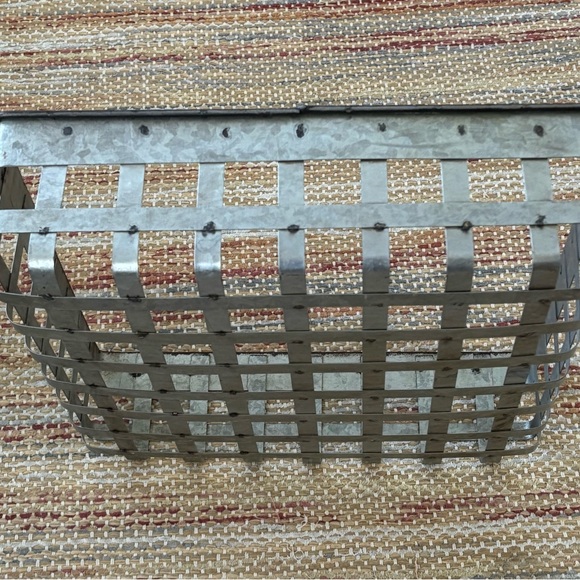 Rustic Metal Basket - Picture 2 of 3